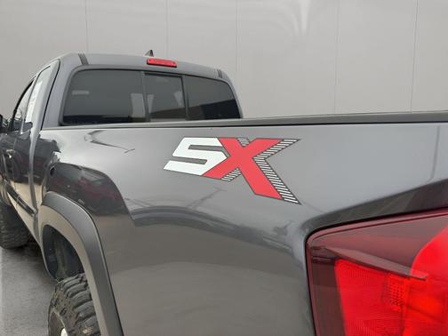 2020 Toyota Tacoma SR5