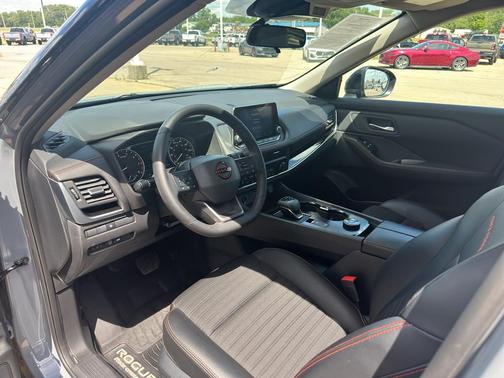 Boulder Gray Pearl 2025 Nissan Rogue Rock Creek