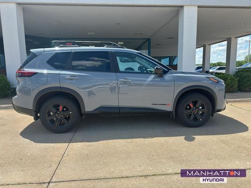 Boulder Gray Pearl 2025 Nissan Rogue Rock Creek