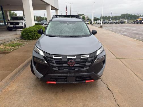 Boulder Gray Pearl 2025 Nissan Rogue Rock Creek