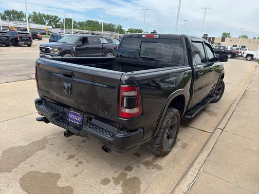 Diamond Black Crystal Pearl 2020 RAM 1500 Big Horn/Lone Star