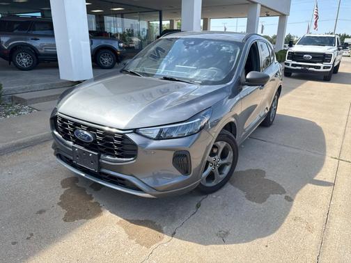 Carbonized Gray Metallic 2023 Ford Escape ST-Line