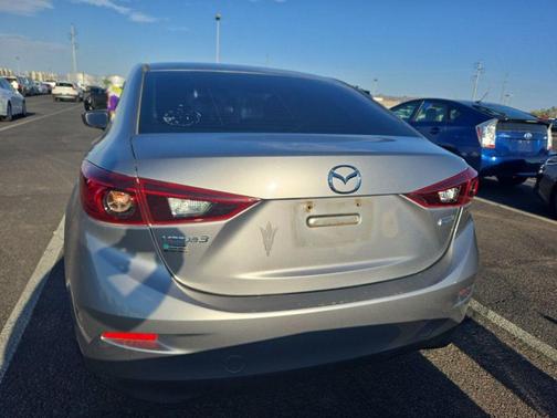 2015 Mazda Mazda3 i Sport