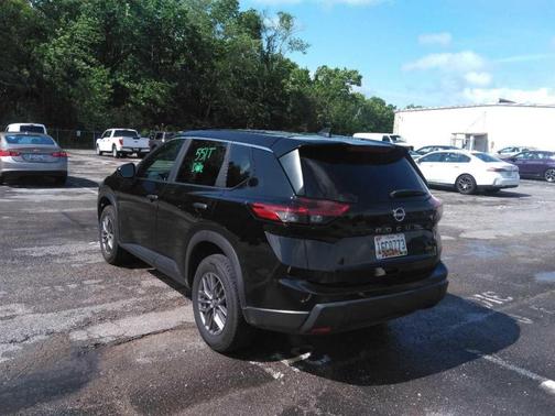 Super Black 2024 Nissan Rogue S