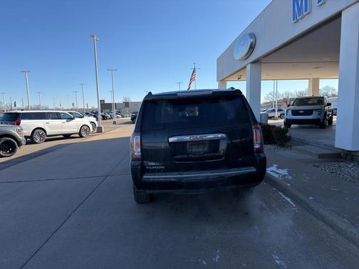 2017 GMC Yukon Denali