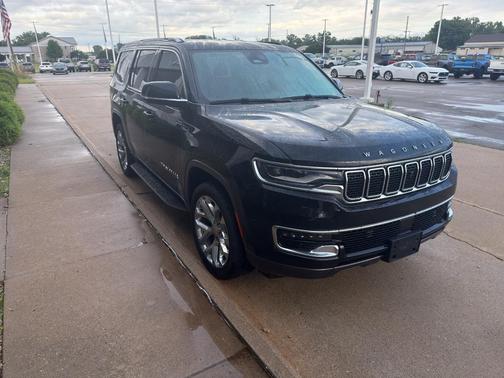 Diamond Black Crystal Pearlcoat 2022 Jeep Wagoneer Series I 4x4