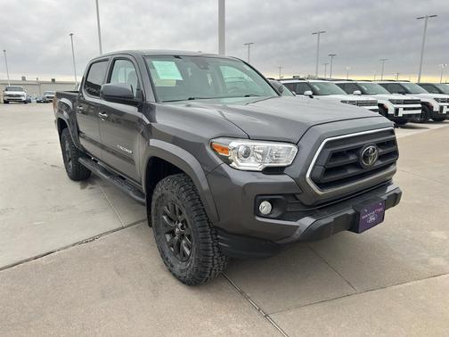 2022 Toyota Tacoma SR5