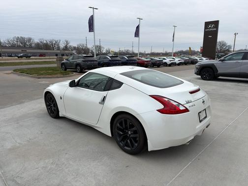 2016 Nissan 370Z Touring