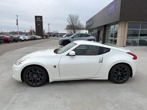 2016 Nissan 370Z Touring