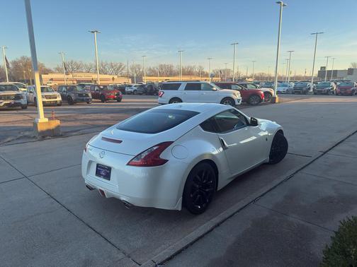 2016 Nissan 370Z Touring