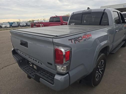 Midnight Black Metallic 2021 Toyota Tacoma TRD Sport