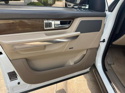 Fuji White 2013 Land Rover Range Rover Sport HSE