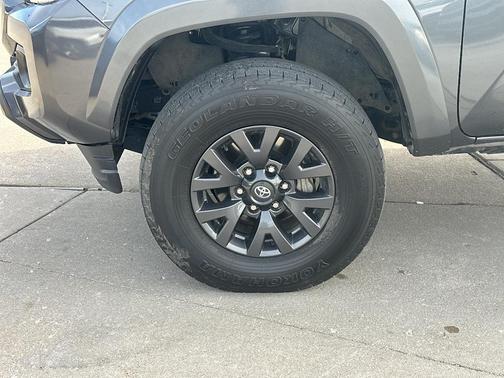 2023 Toyota Tacoma SR5