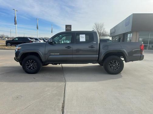 2023 Toyota Tacoma SR5