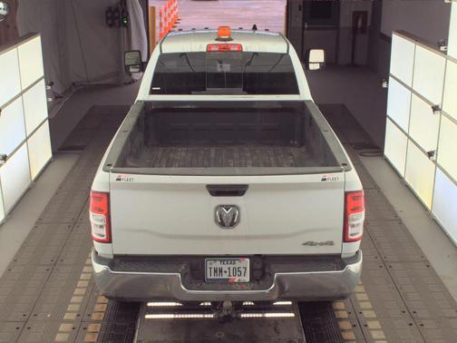 Bright White Clearcoat 2023 RAM 2500 Tradesman Crew Cab 4x4 8' Box