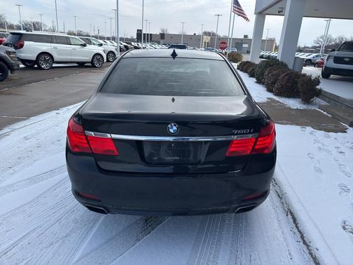 2010 BMW 750 i xDrive