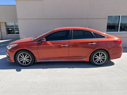 2015 Hyundai SONATA Sport 2.0T