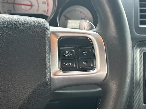 Redline 3 Coat Pearl 2012 Dodge Challenger R/T