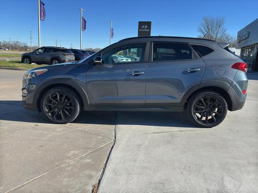 2017 Hyundai TUCSON Night