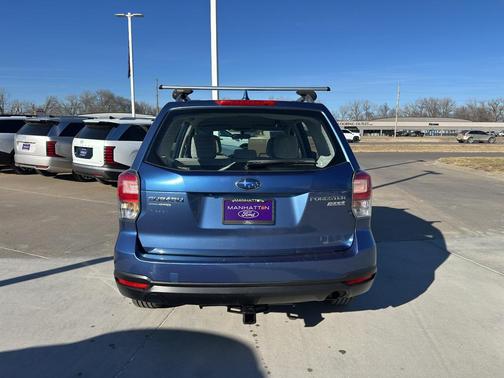 2017 Subaru Forester 2.5i