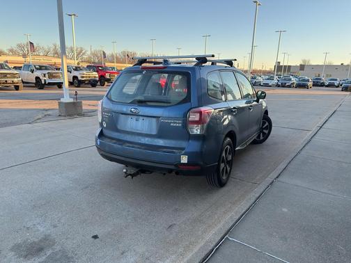 2017 Subaru Forester 2.5i