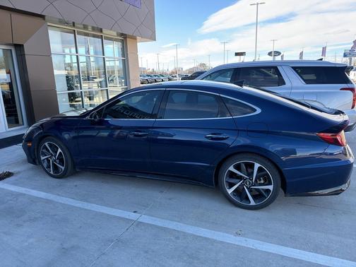 2021 Hyundai SONATA SEL Plus