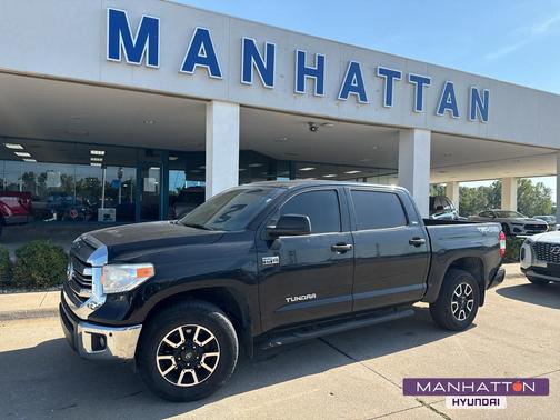 Black 2017 Toyota Tundra SR5