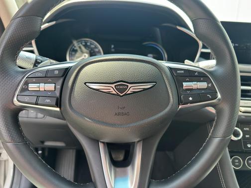 Vatna Gray 2025 Genesis G70 2.5T RWD