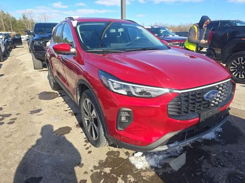 2024 Ford Escape Platinum