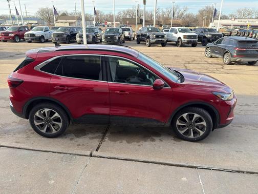 2024 Ford Escape Platinum