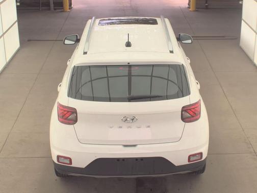 Lunar White 2025 Hyundai VENUE SEL