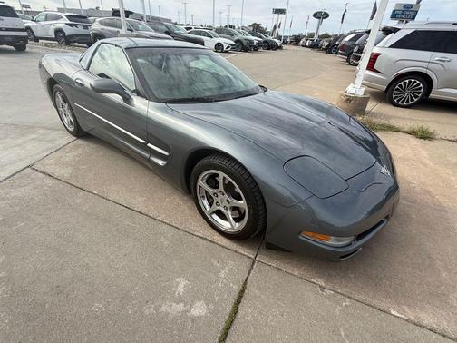2003 Chevrolet Corvette Base