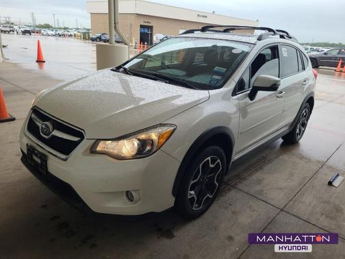 Crystal White Pearl 2015 Subaru XV Crosstrek 2.0i Limited