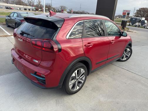 2022 Kia Niro EV EX