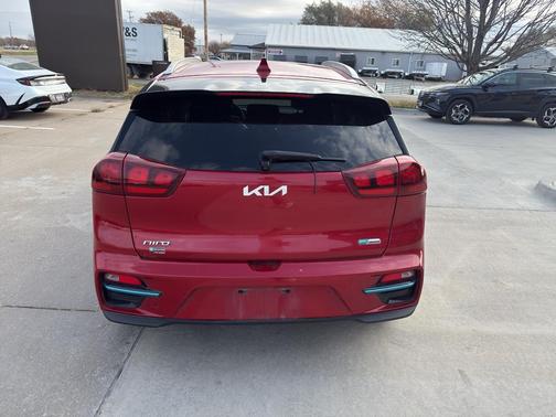2022 Kia Niro EV EX