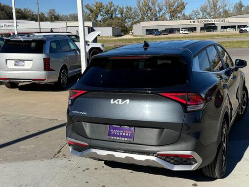 2023 Kia Sportage LX