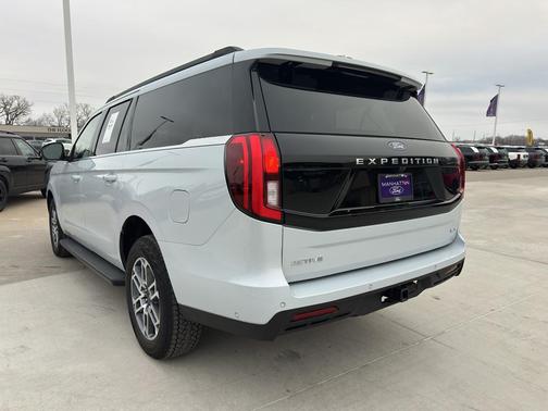 2025 Ford Expedition Max Active 4x4