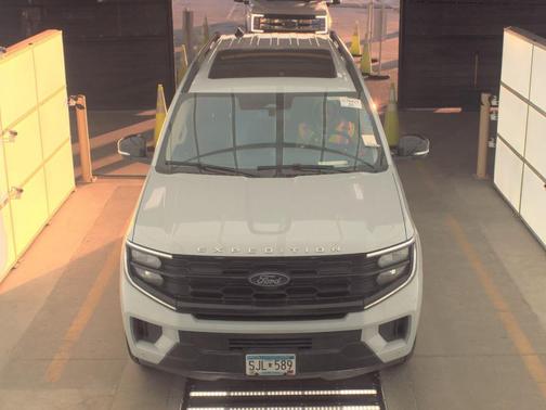 2025 Ford Expedition Max Active 4x4