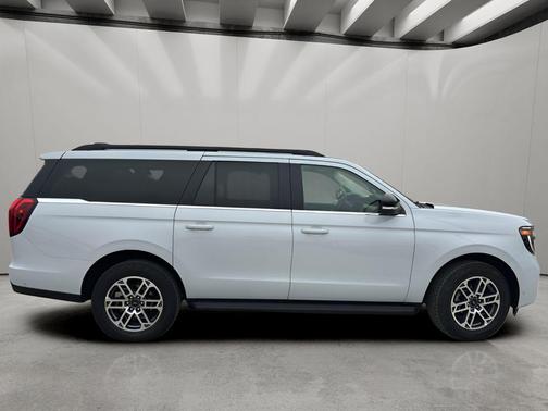 2025 Ford Expedition Max Active 4x4