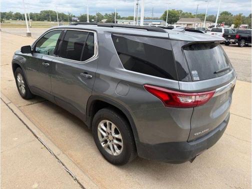 2020 Chevrolet Traverse LT Cloth