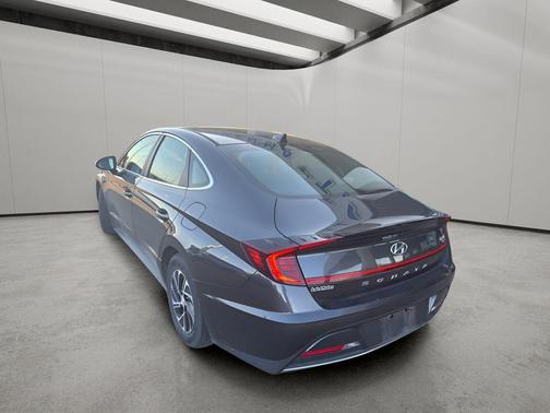 2023 Hyundai SONATA Hybrid Base