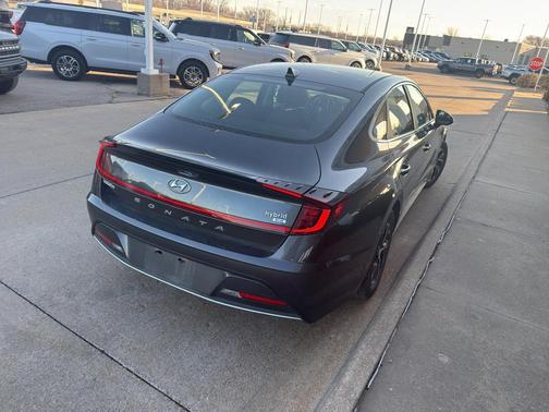 2023 Hyundai SONATA Hybrid Base