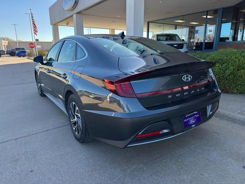 2023 Hyundai SONATA Hybrid Base