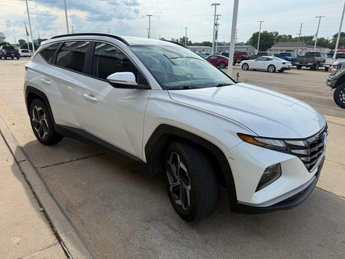 Quartz White 2022 Hyundai TUCSON SEL