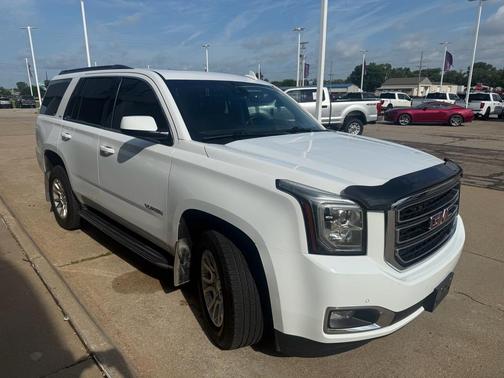Summit White 2018 GMC Yukon SLT