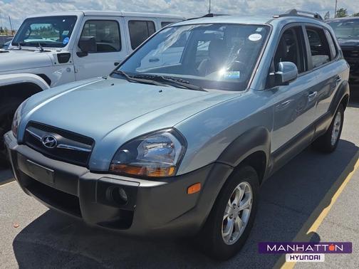 Alpine Frost Metallic 2009 Hyundai TUCSON SE