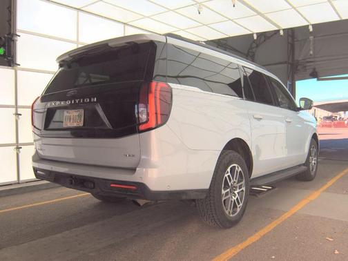 2025 Ford Expedition Max Active 4x4