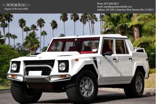 1990 Lamborghini LM002