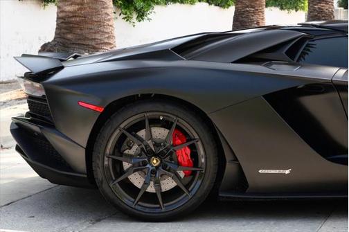 2018 Lamborghini Aventador S