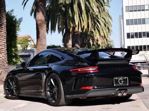Black 2018 Porsche 911 GT3